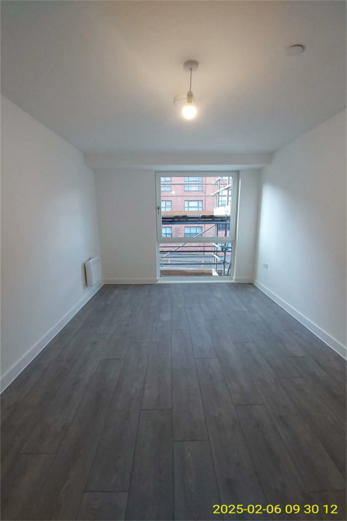 Apartment in Birmingham, West Midlands - View 4