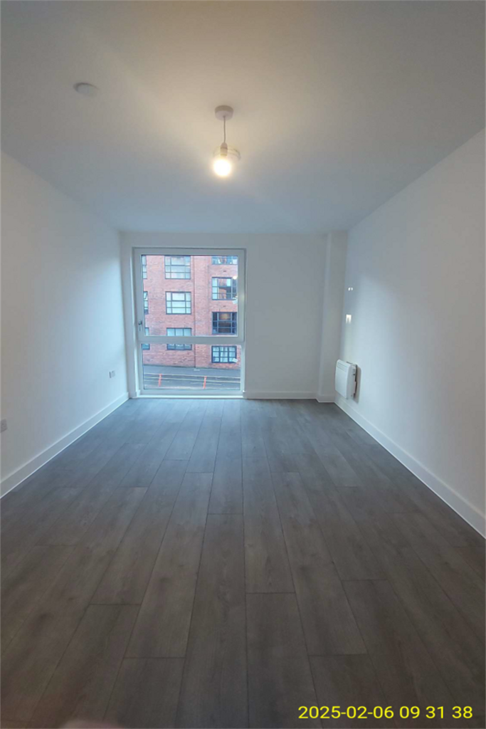 Apartment in Birmingham, West Midlands - View 5