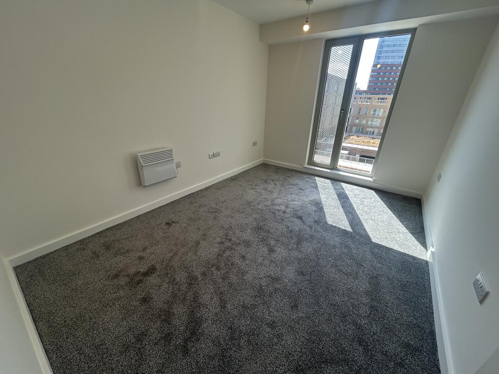 Apartment in Birmingham - More
