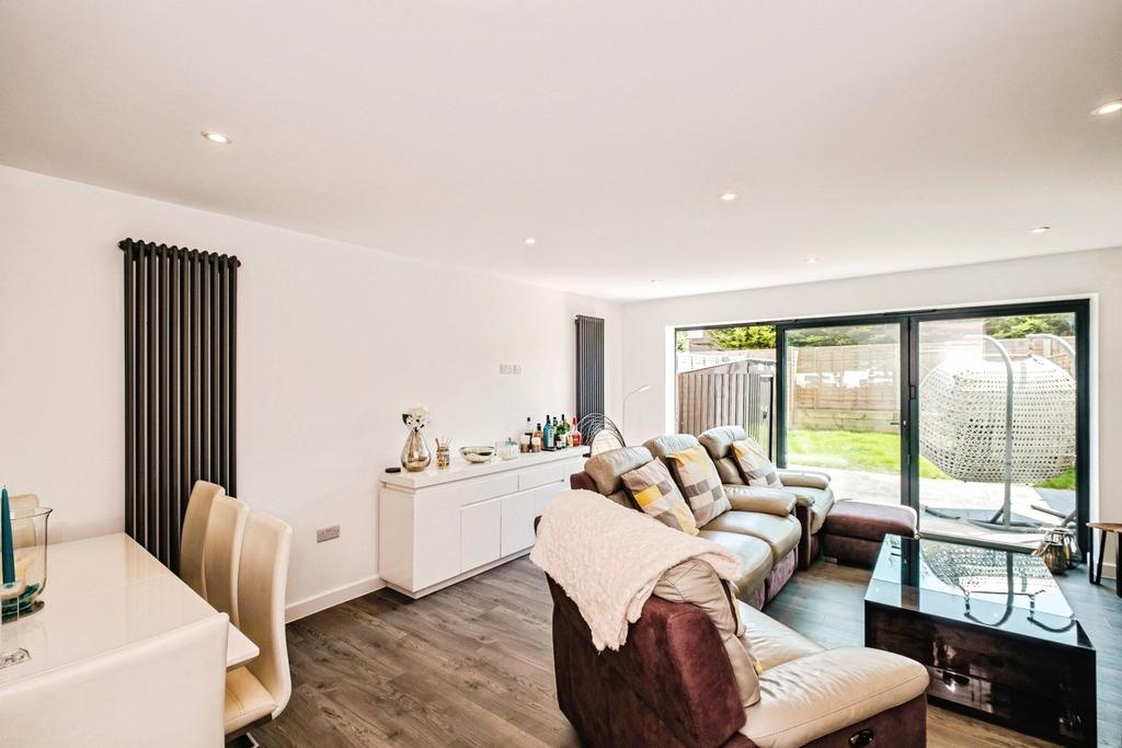 House in Horsham, Ashington - View 3