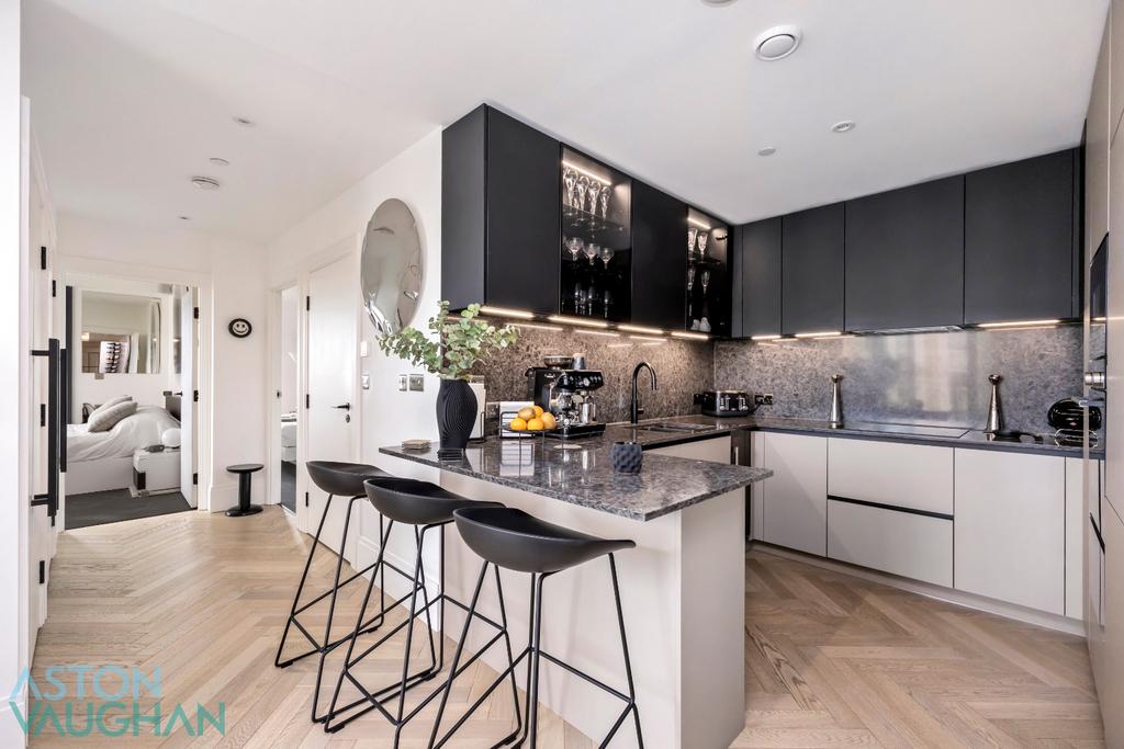 Apartment in Brighton, Round Hill - View 4