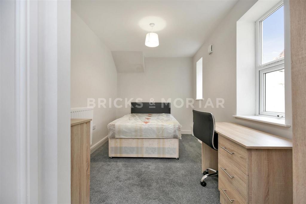 Apartment in Newcastle upon Tyne, Tyne and Wear - More