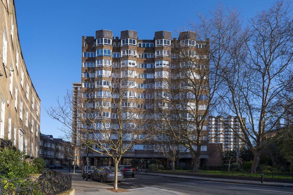 Apartment in London - View 5