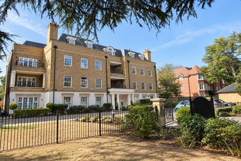2 bedroom apartment for sale, Queens Road, Weybridge, KT13