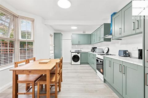 undefined, Hamilton Road, Walthamstow