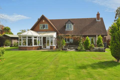 4 bedroom detached house for sale, Louth Road, Wragby, Market Rasen, Lincolnshire, LN8
