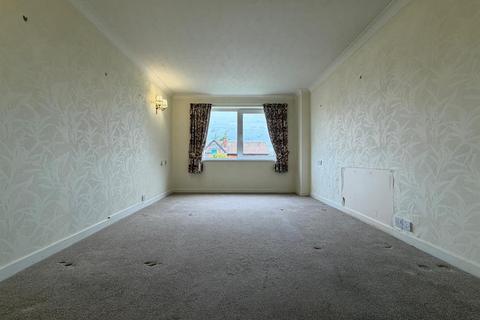1 bedroom flat for sale, Lyttleton House, Blackberry Lane, Halesowen