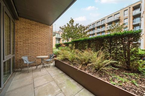 1 bedroom flat for sale, Glenthorne Road, London, W6