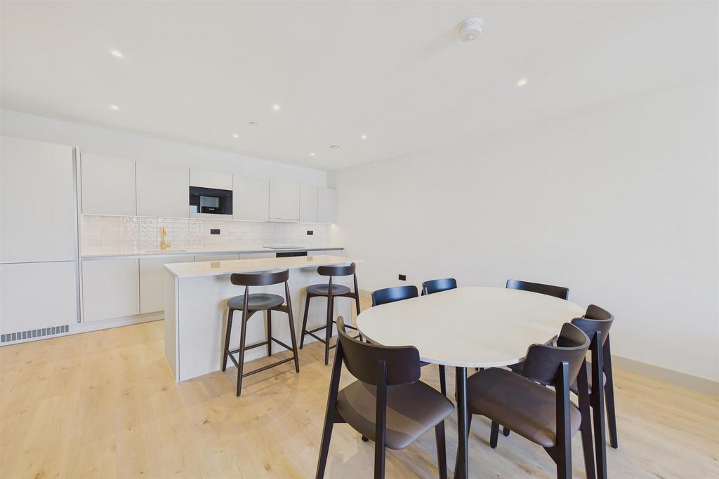 Apartment in London, Colindale - View 3
