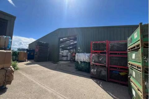 Warehouse to rent, Hillesden Rd Gawcott MK18 4JF