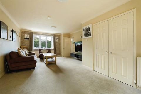 4 bedroom detached house for sale, Outwood Lane, Chipstead, Coulsdon, CR5
