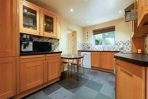4 bedroom detached house for sale, Outwood Lane, Chipstead, Coulsdon, CR5