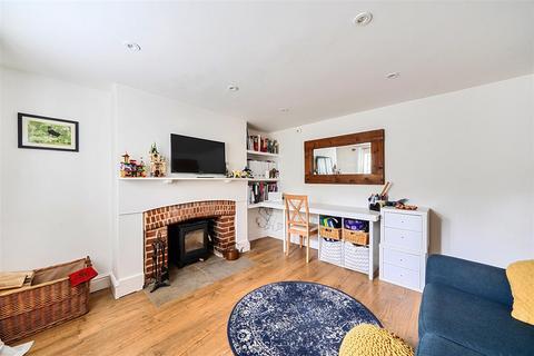 3 bedroom cottage for sale, Petworth Road, Chiddingfold, Godalming