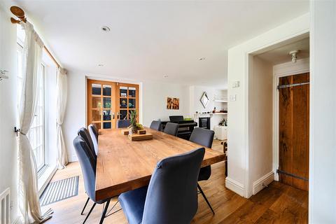 3 bedroom cottage for sale, Petworth Road, Chiddingfold, Godalming