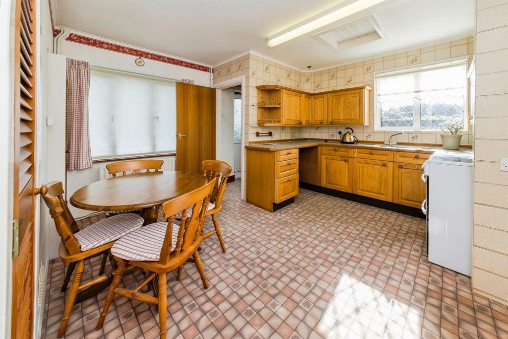 House in Haywards Heath, Wivelsfield - View 4