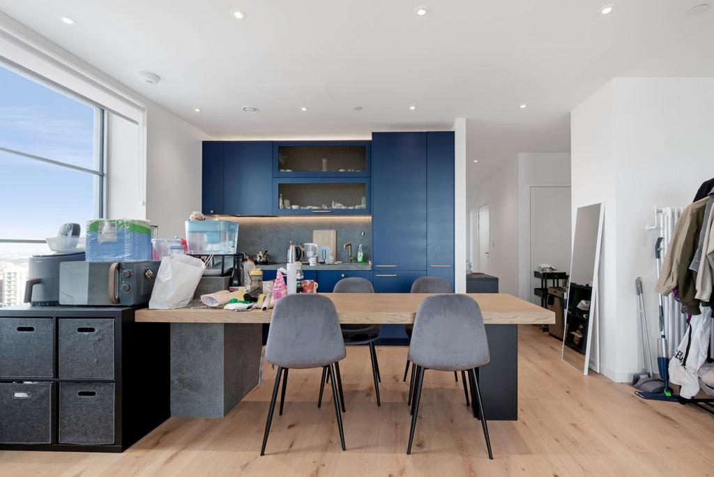 Apartment in London - View 5
