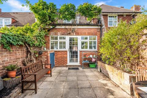 2 bedroom terraced house for sale, Wulfstan Street, Shepherds Bush