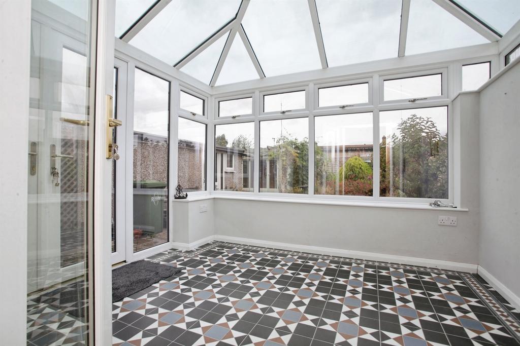 House in Rugby, Warwickshire - View 5