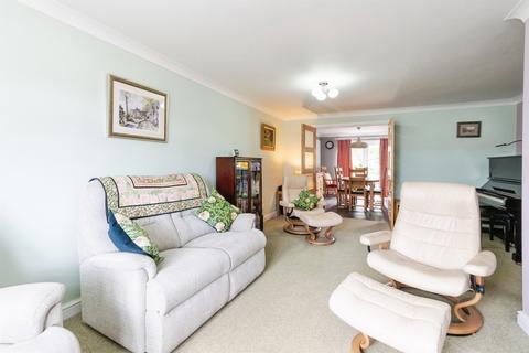 3 bedroom detached bungalow for sale, Ebbw Road, Caldicot