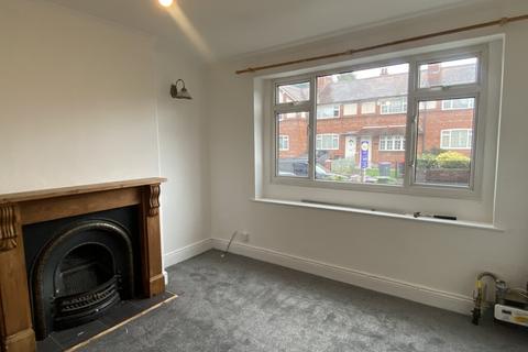 2 bedroom terraced house to rent, Manor Road, Hadley, Telford