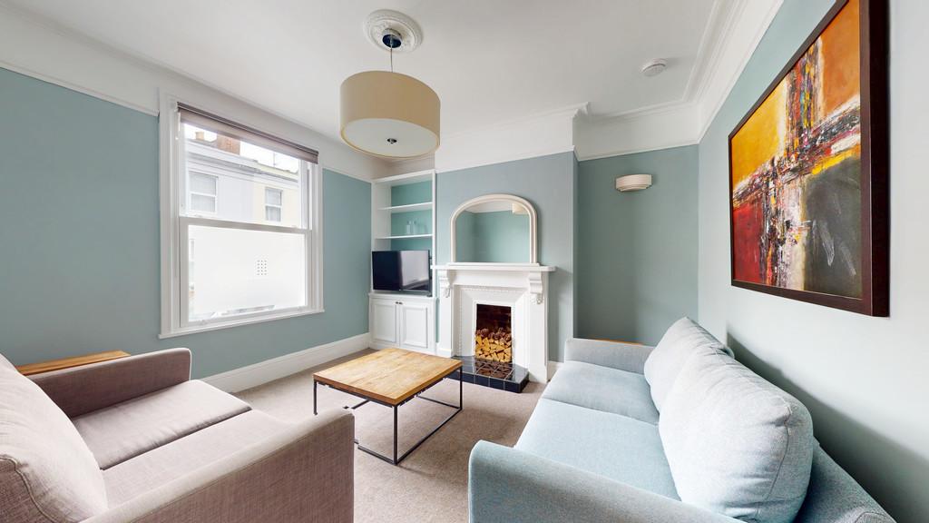 House in Cheltenham, Gloucestershire - View 2