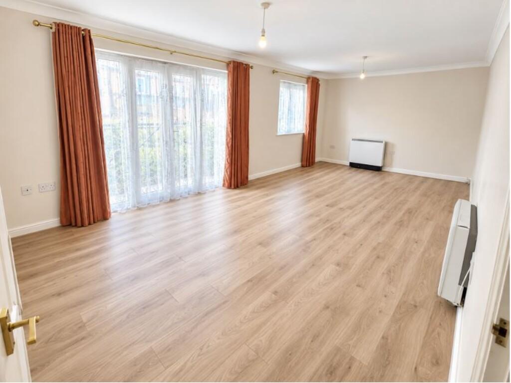 Apartment in London - View 2