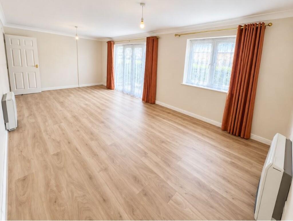 Apartment in London - View 3