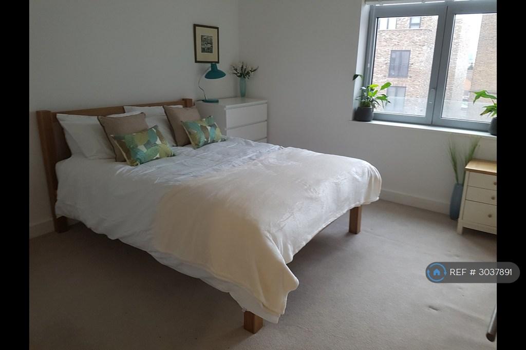 Apartment in Canning Town - More