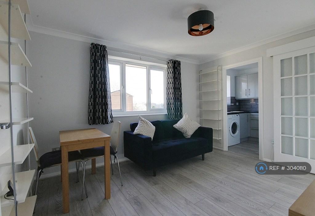 Apartment in London - View 2