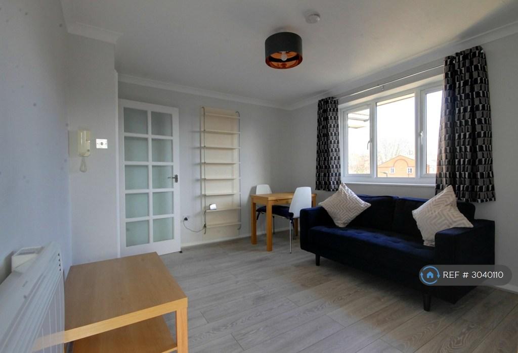 Apartment in London - View 3