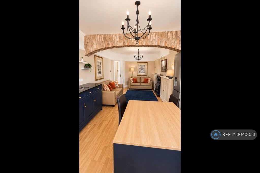 House in Orpington - View 2