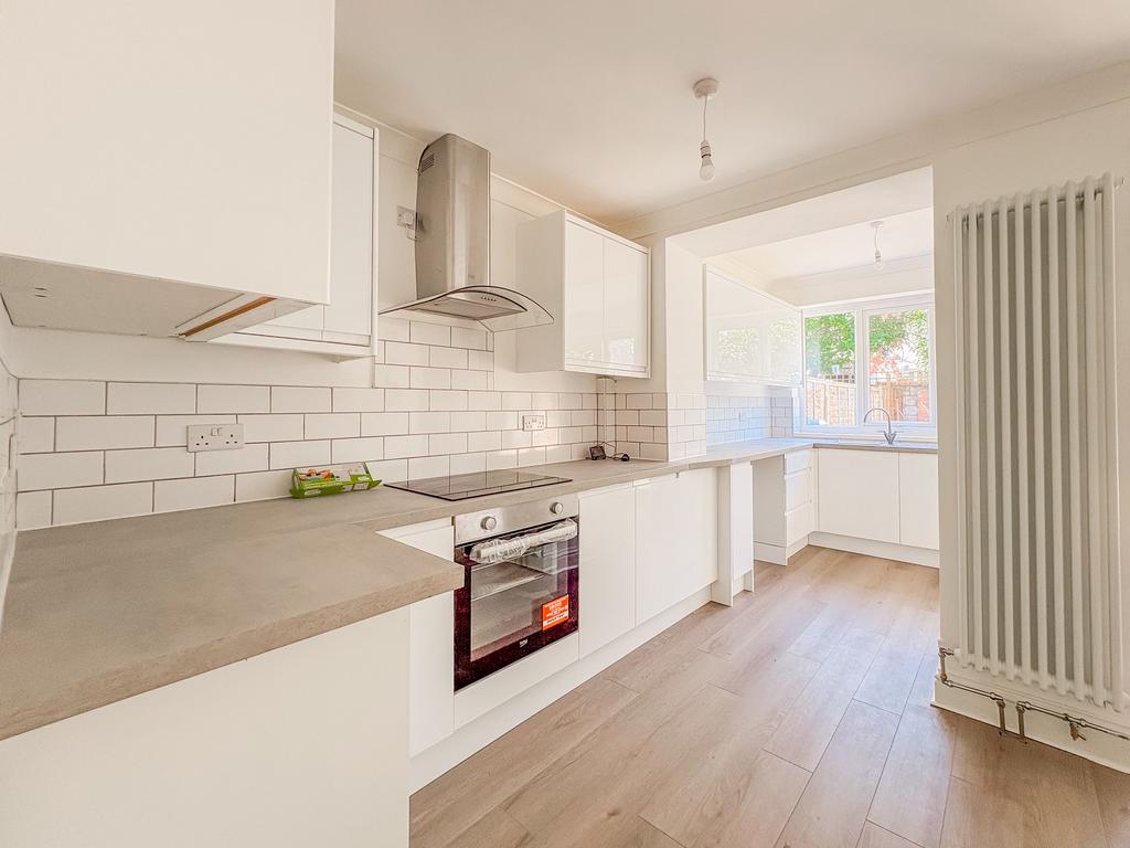 House in Romford - View 5