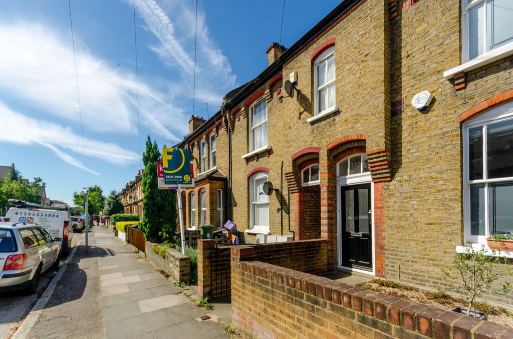 Apartment in London - View 2