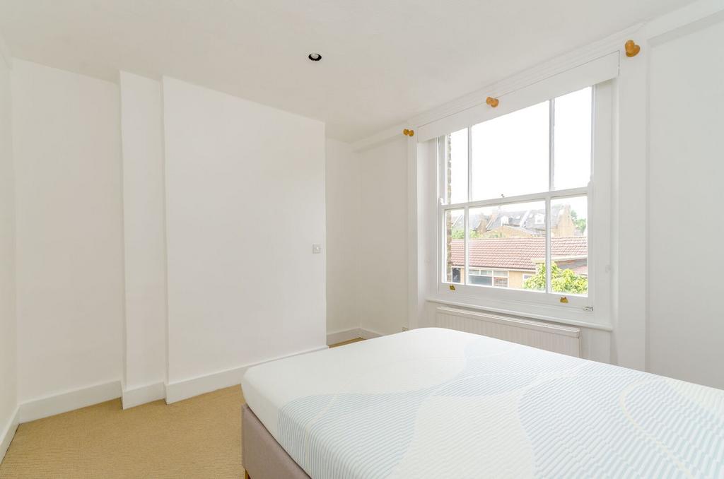 Apartment in London - More