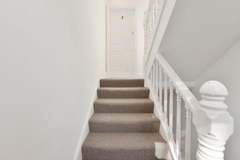undefined, Mount Park Crescent, Ealing, London, W5