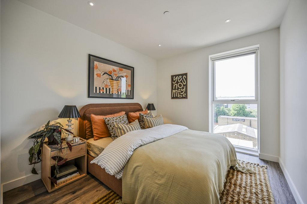 Apartment in London - View 5