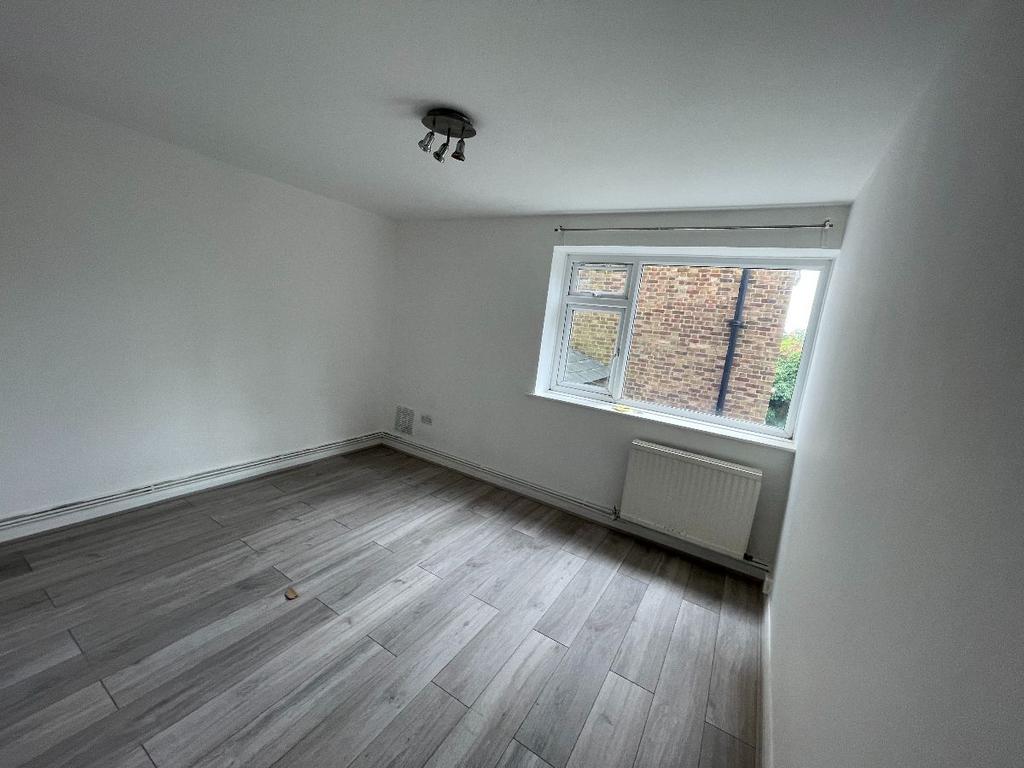 Apartment in London - View 2