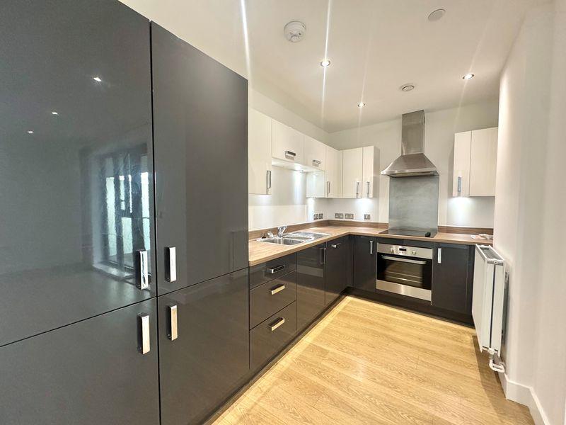 Apartment in London - View 2