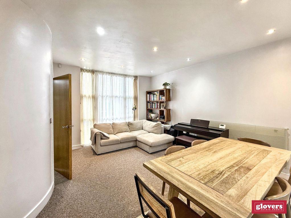 House in Birmingham - View 5