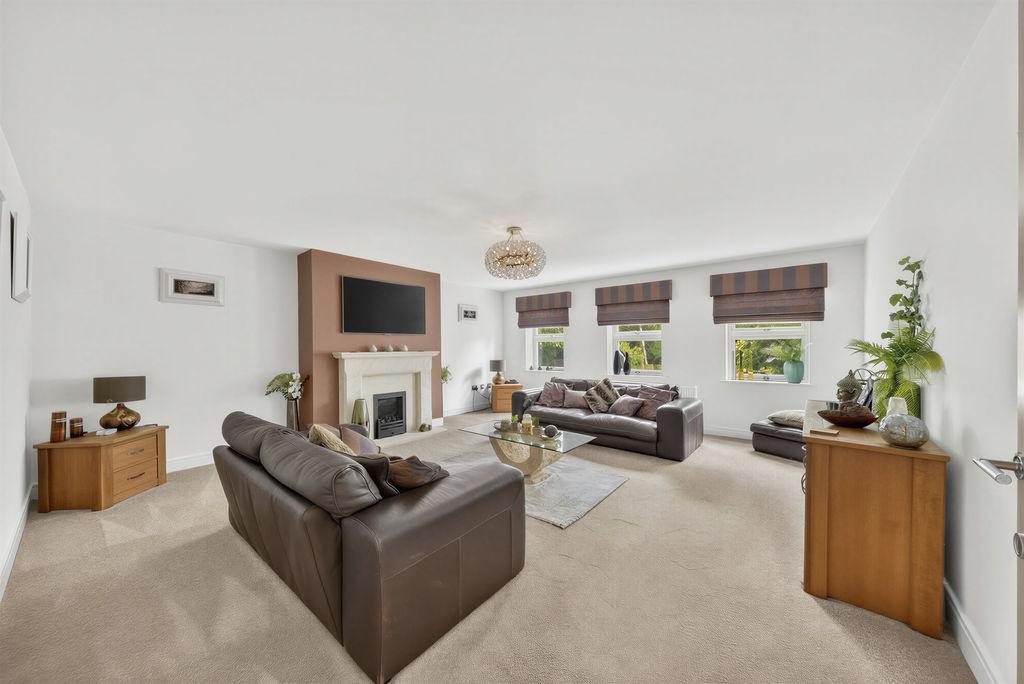 House in Sutton Coldfield - View 4