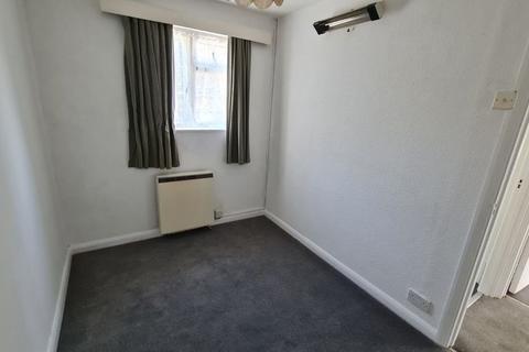 2 bedroom apartment to rent, Nelson Road, Twickenham