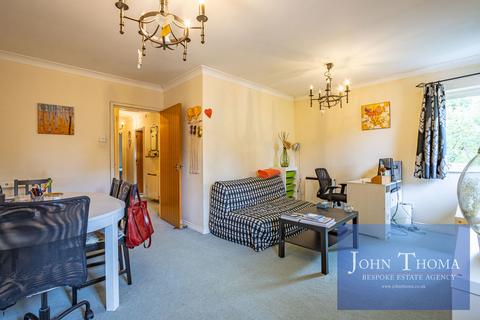undefined, Hardy Court, Snaresbrook E11