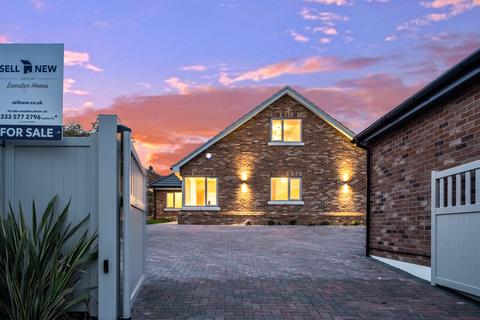 5 bedroom detached bungalow for sale, Belswains Lane, Hemel Hempstead HP3