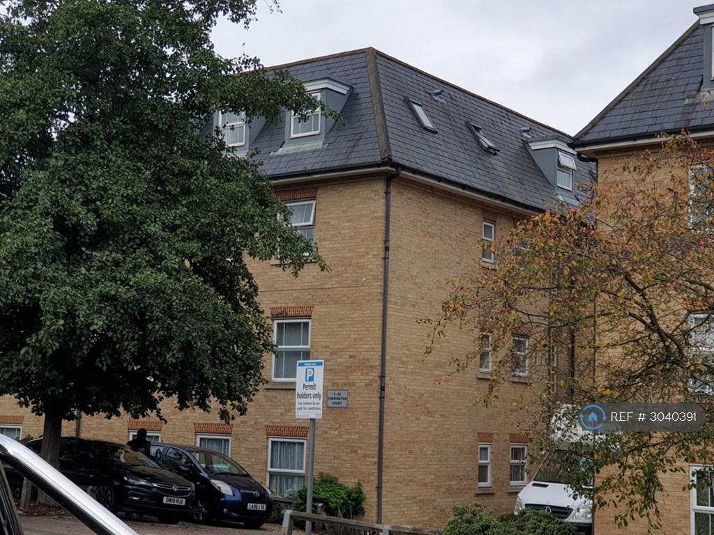 Apartment in Barnet, Barnet Vale, New Barnet - View 2