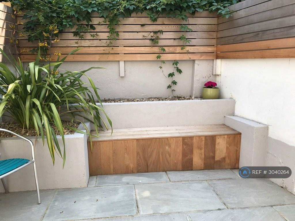 Apartment in London - View 2