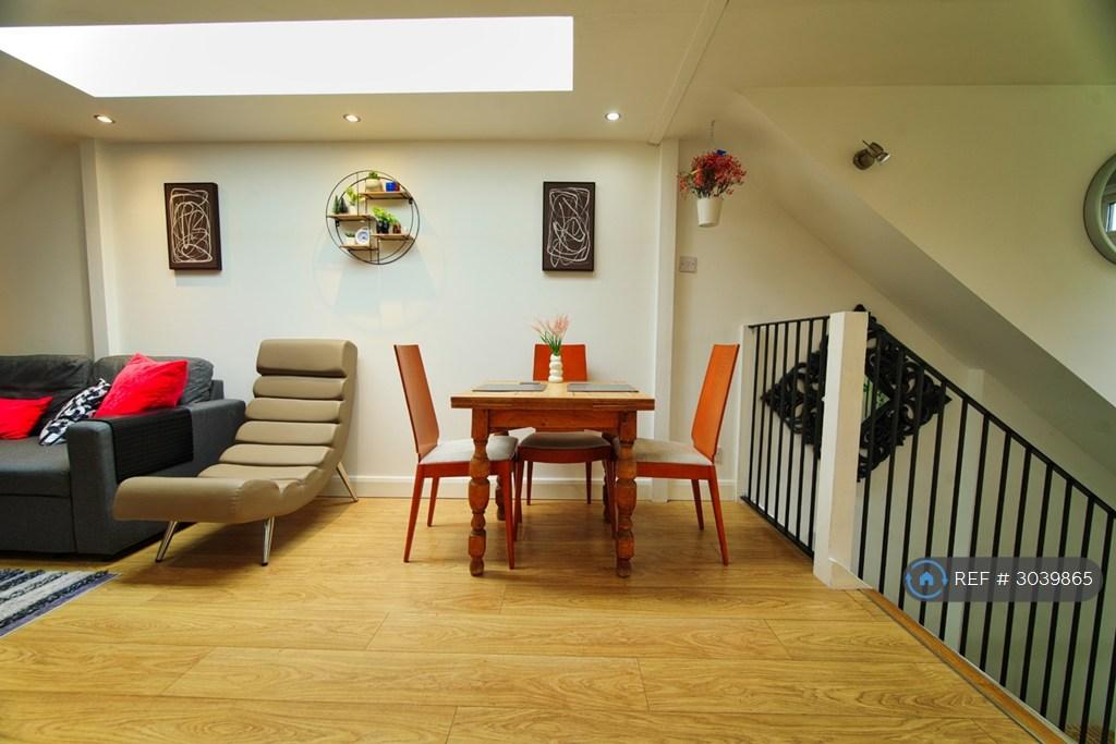 Apartment in London - View 4