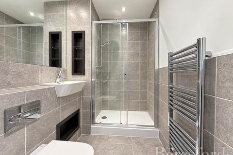 2 bedroom apartment for sale, Finlay Gardens, Hornchurch, RM12