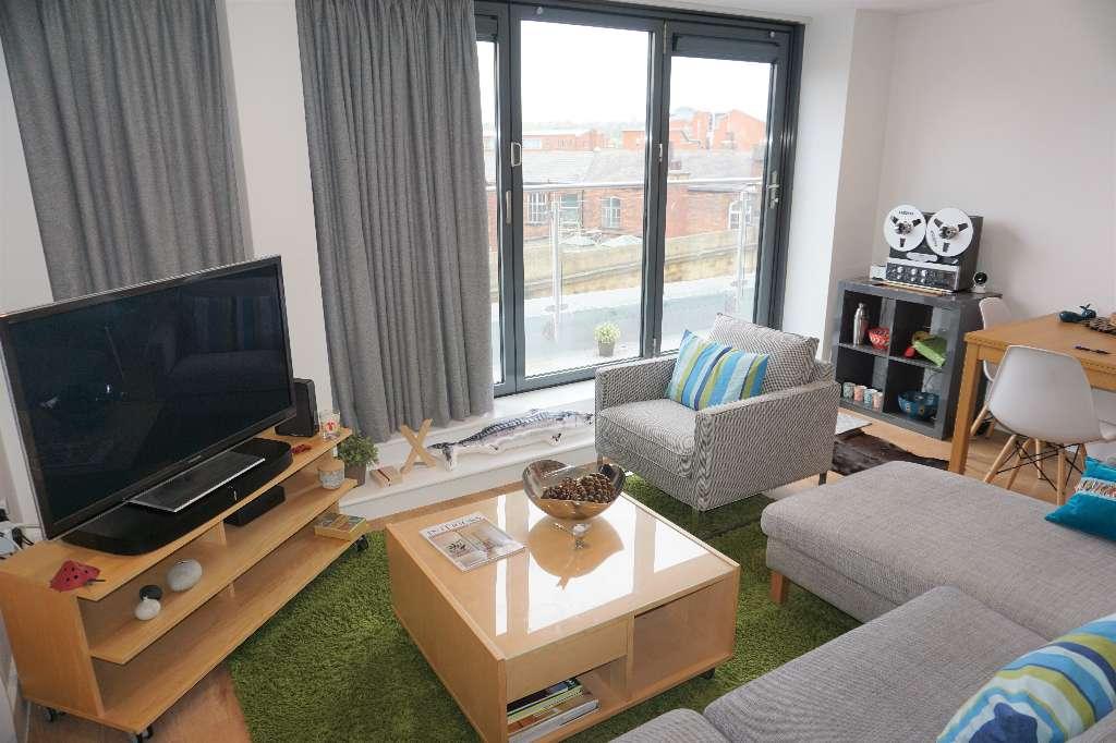Apartment in Leeds, West Yorkshire - More
