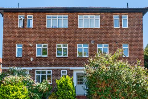 2 bedroom maisonette for sale, Cervantes Court, Northwood