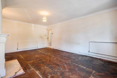 2 bedroom maisonette for sale, Cervantes Court, Northwood